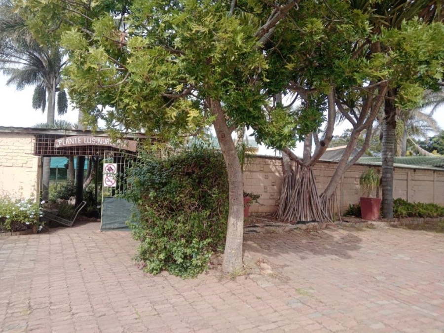 4 Bedroom Property for Sale in C Place Eastern Cape